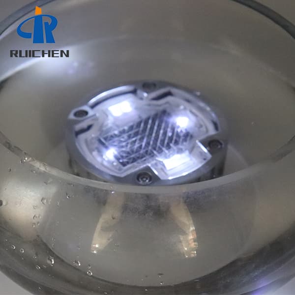 <h3>Round Cat Eyes Road Stud Light For Airport With Stem-RUICHEN Road</h3>
